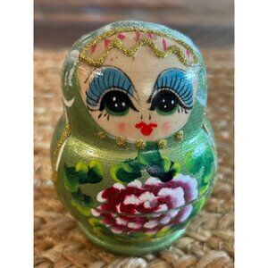 Russian Hand-Painted Wooden Nesting Dolls Set Of 6 With Floral & Gold Detailing